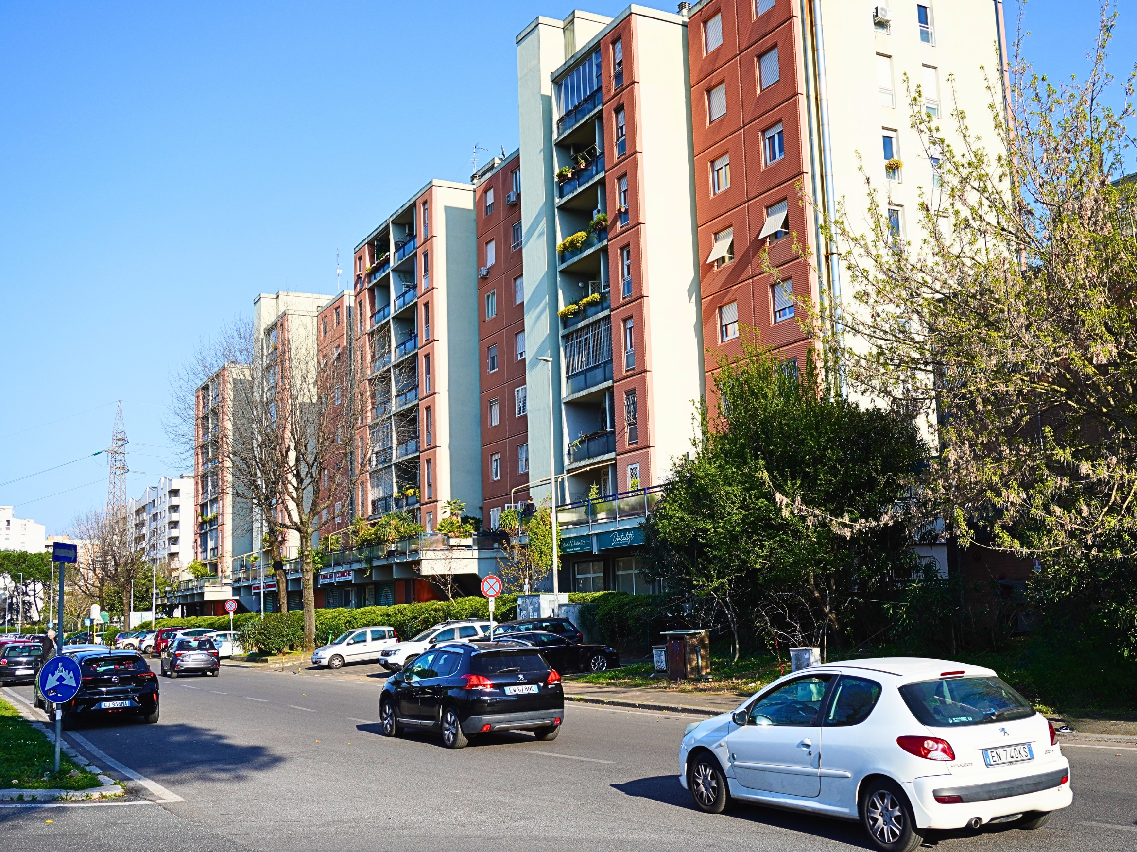 3VIALE FERNANDO SANTI